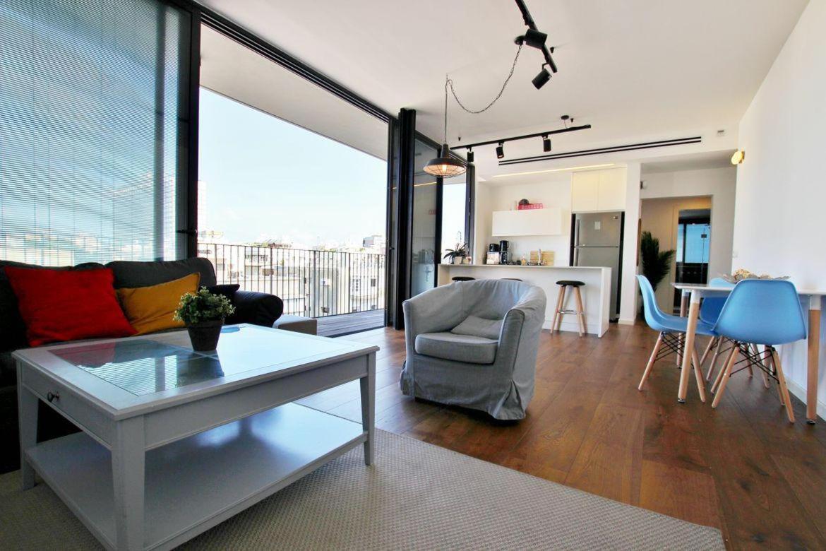 Apartment Beautiful 2 Bed On The